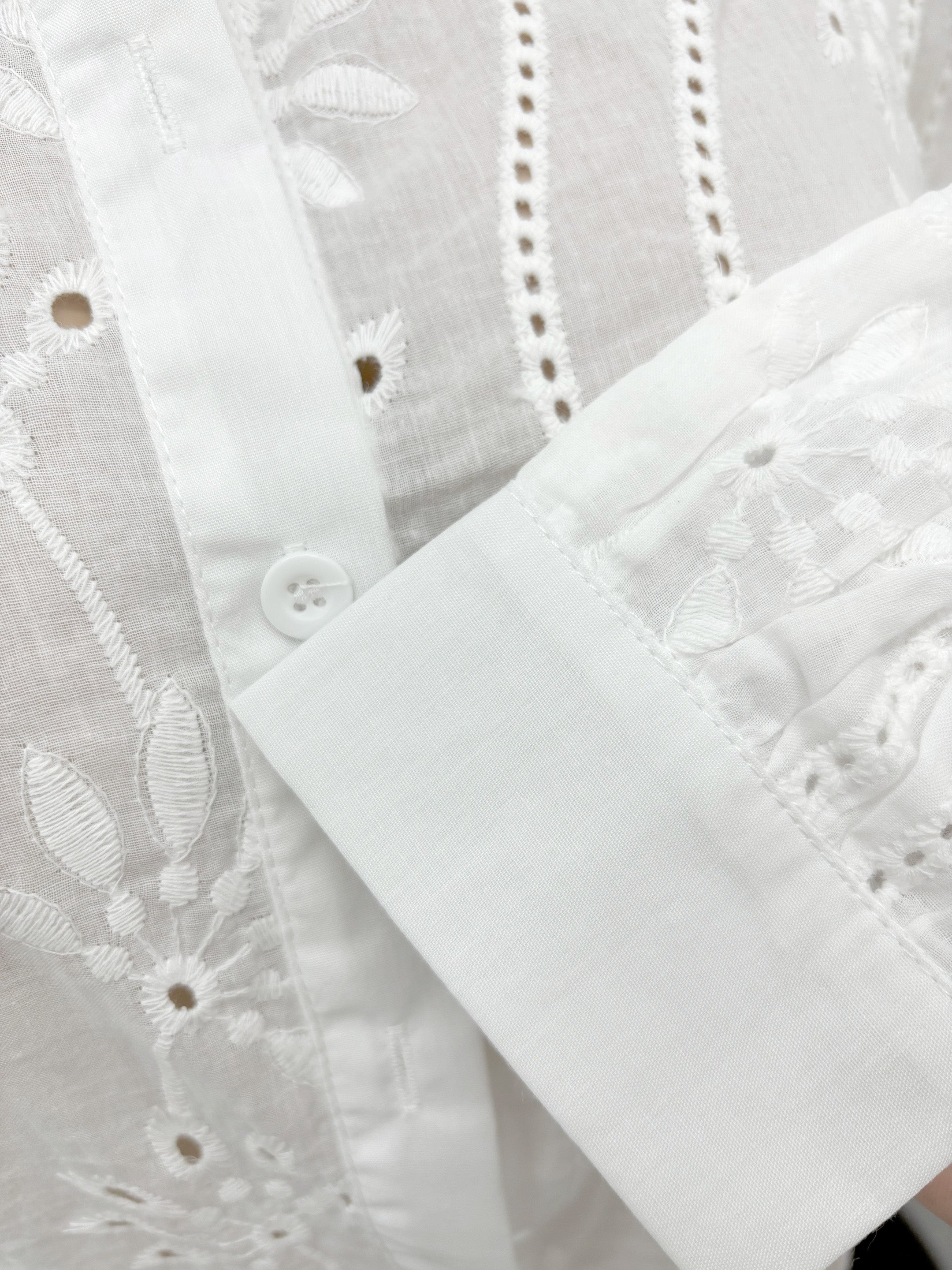 Floral Eyelet Puff Sleeve Blouse