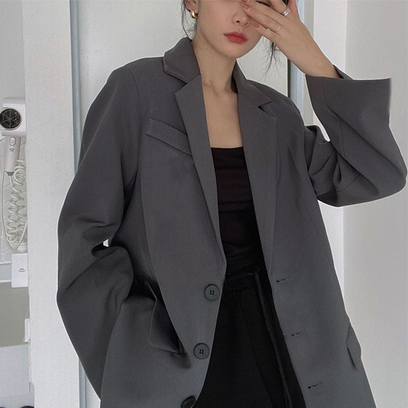 Tailored Blazer with Single-Breasted Design