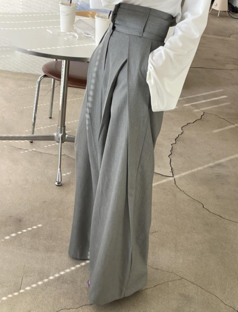 High-Rise Wide-Leg Pleated Pants