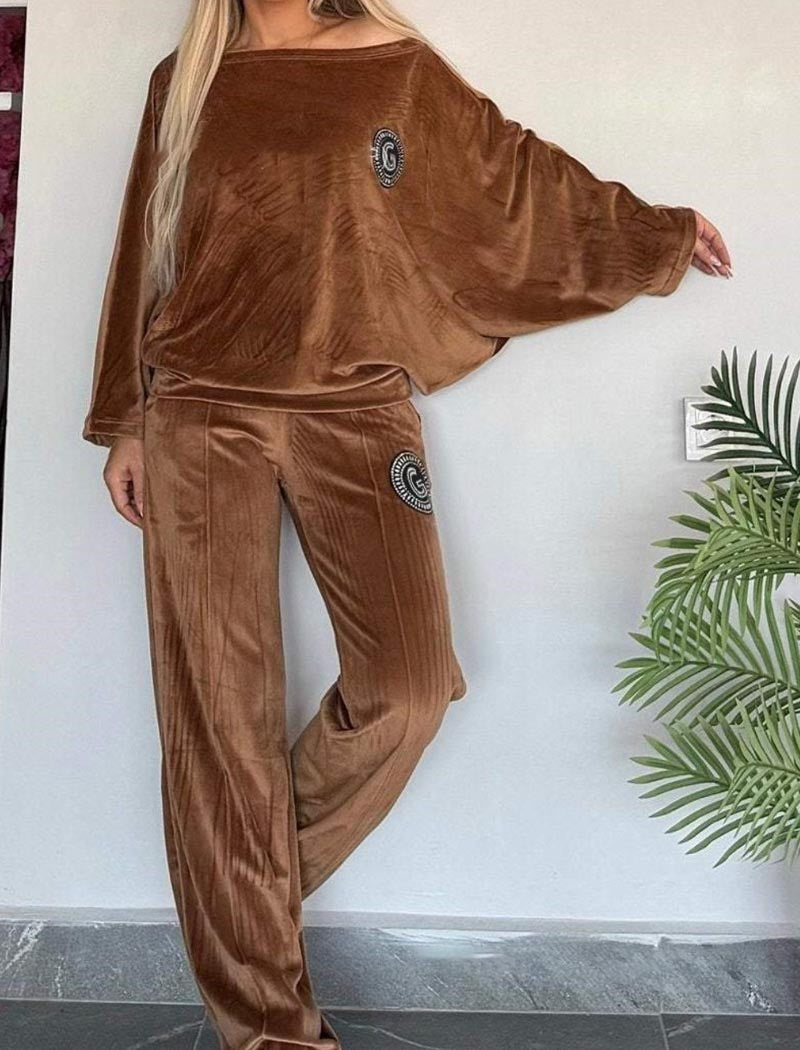 Velvet Loungewear Set with Logo Detail