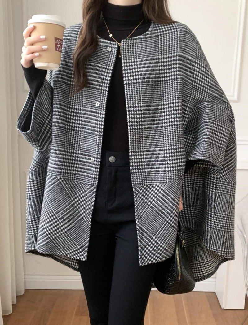 Button-Up Cape Style Outerwear