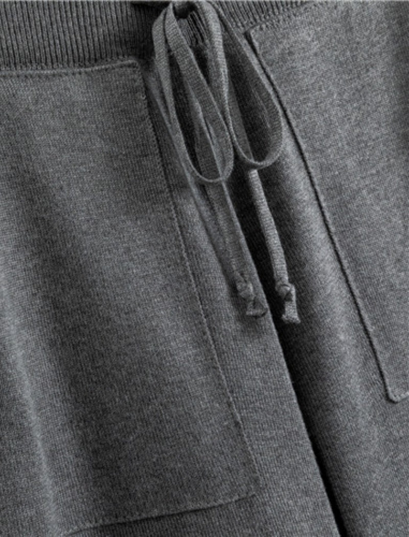 Two-Piece Knit Lounge Set with Contrast Trim