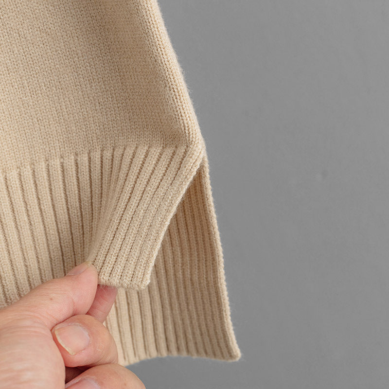 Sleeveless Turtleneck Knit Top