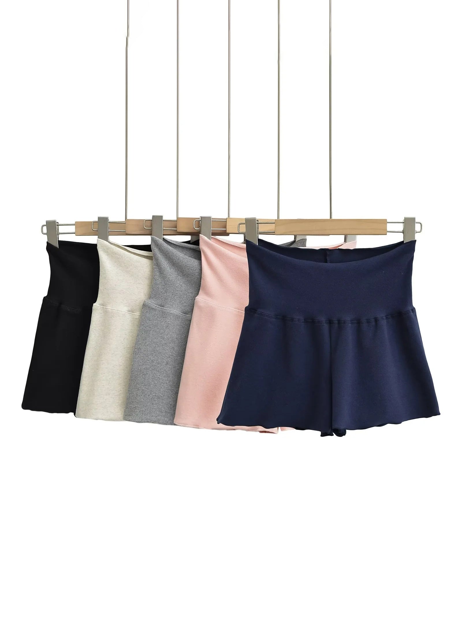 Low-Rise Scalloped Shorts