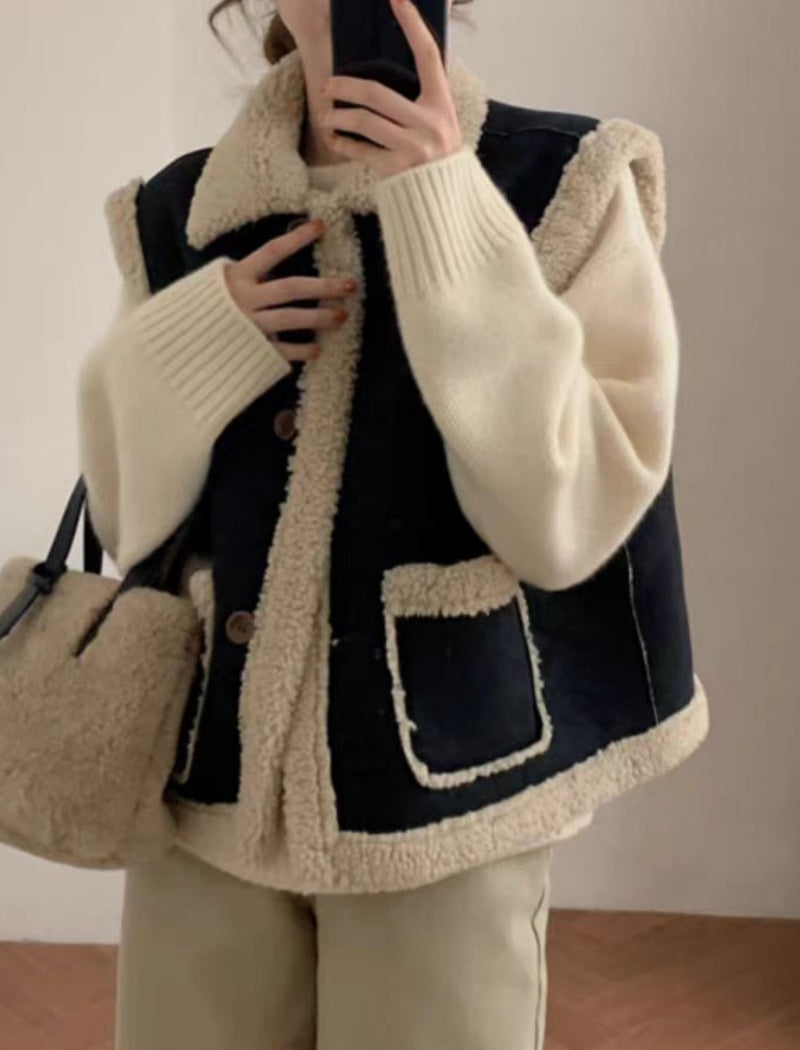 Contrast Trim Sherpa Vest with Pockets