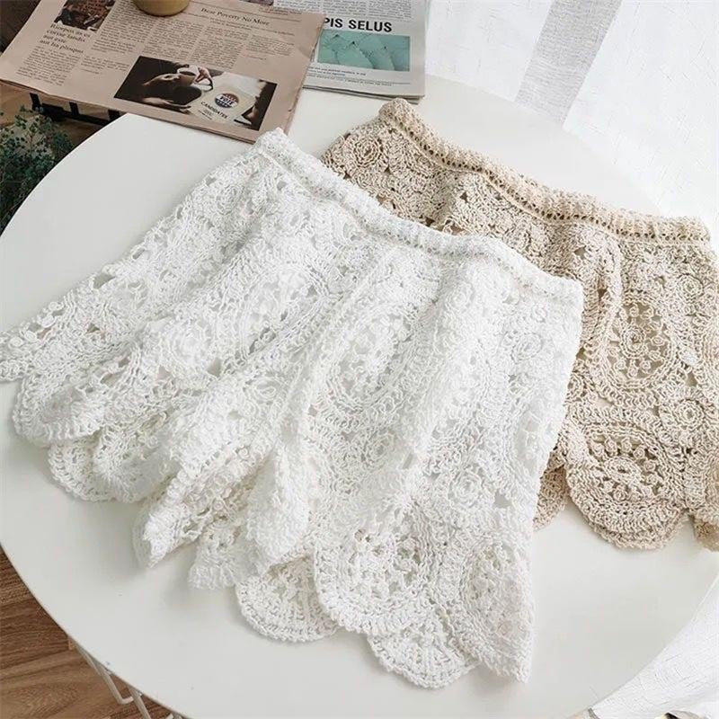 Crochet Lace Hem Shorts