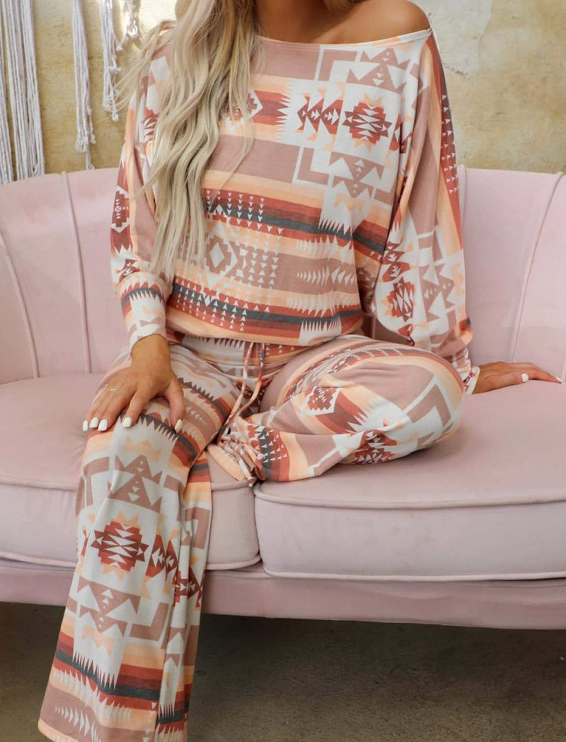 Geometric Print Lounge Set
