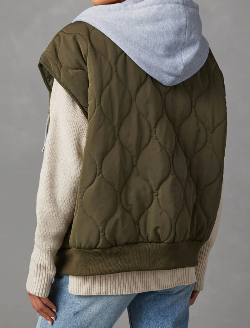 Sleeveless Zip-Up Vest