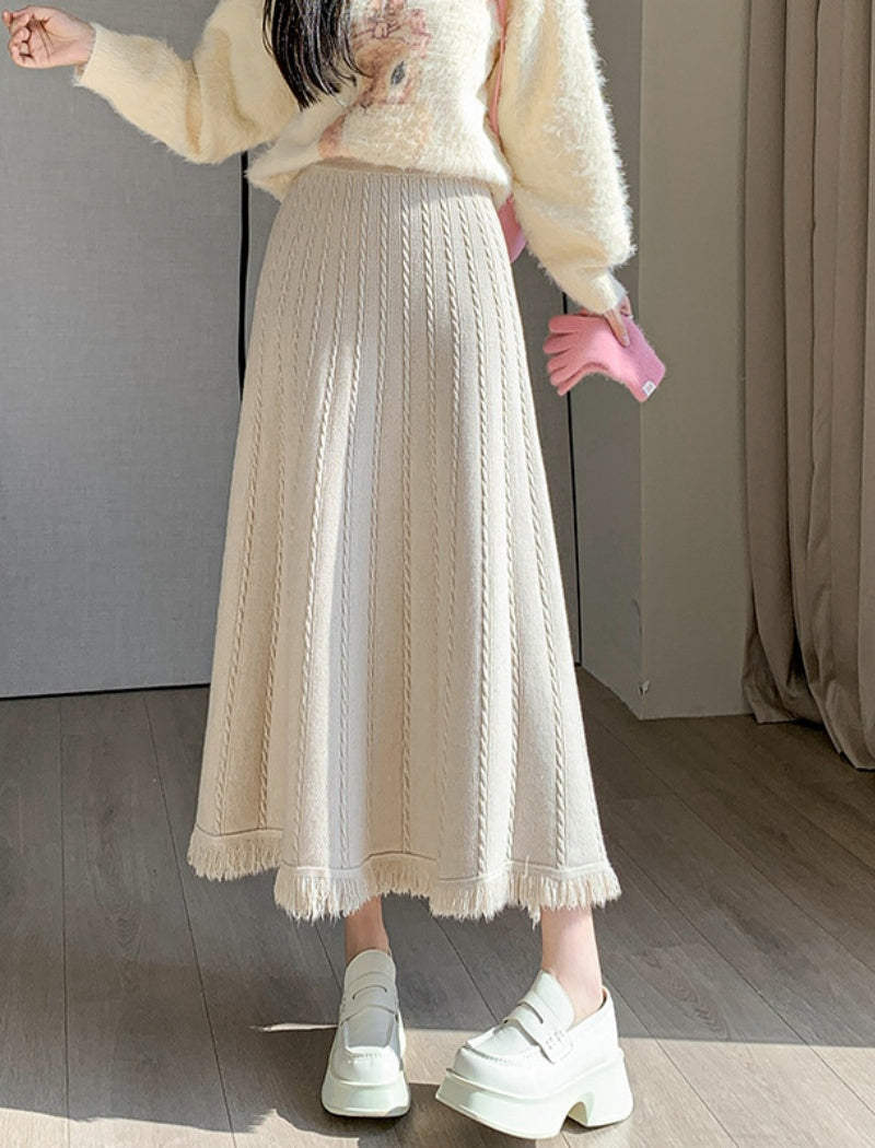 Knit A-Line Midi Skirt with Fringe Hem