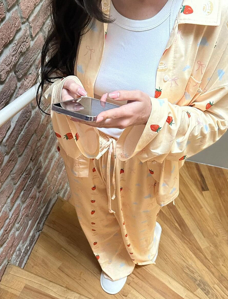 Printed Long-Sleeve Pajama Set