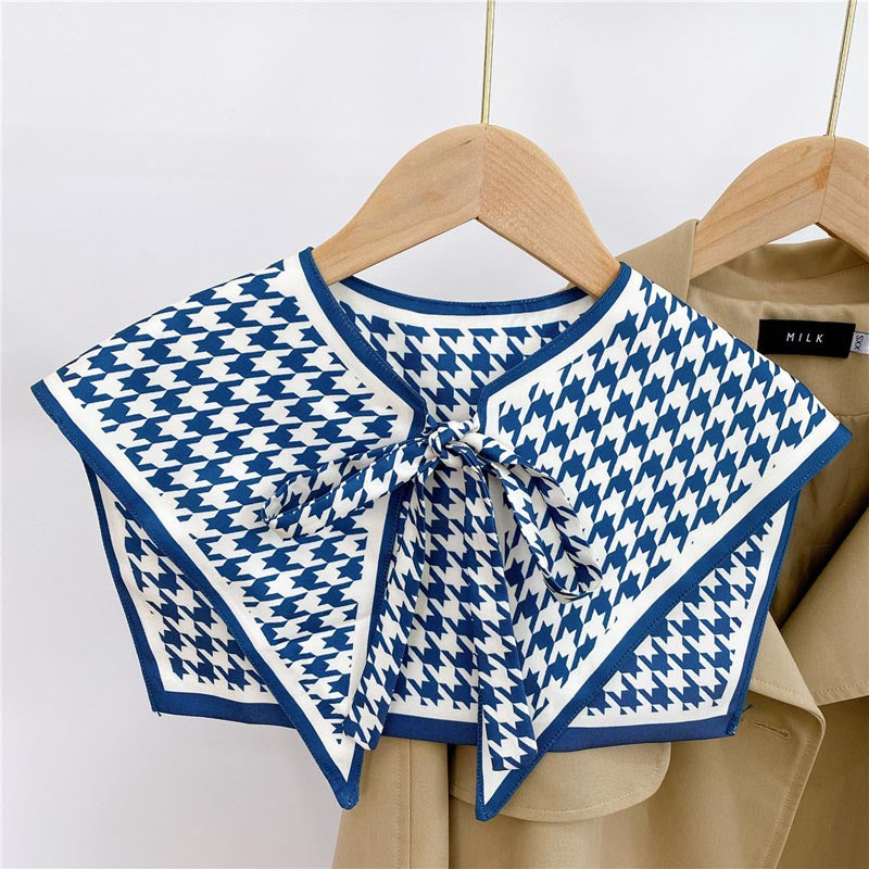 Houndstooth Patterned Scarf Collar