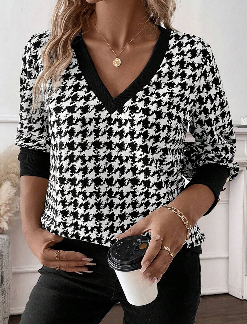 Printed V-Neck Long Sleeve Top