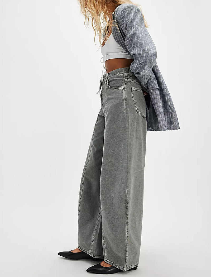 High-Waisted Loose Fit Jeans