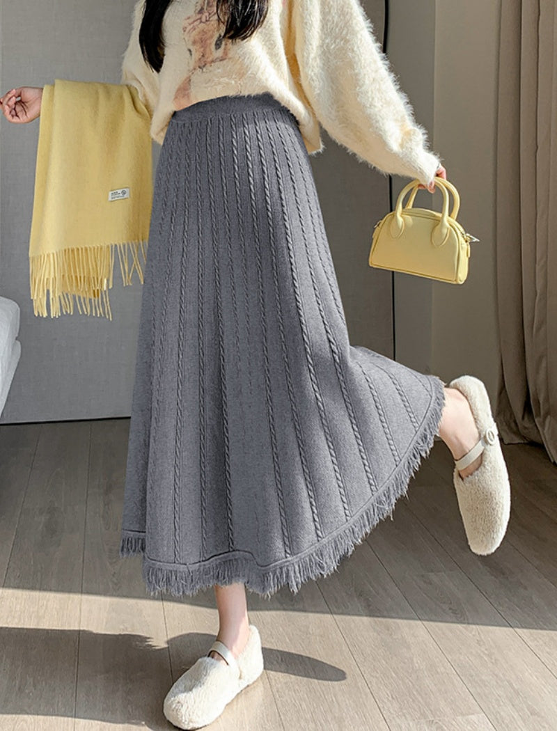 Knit A-Line Midi Skirt with Fringe Hem
