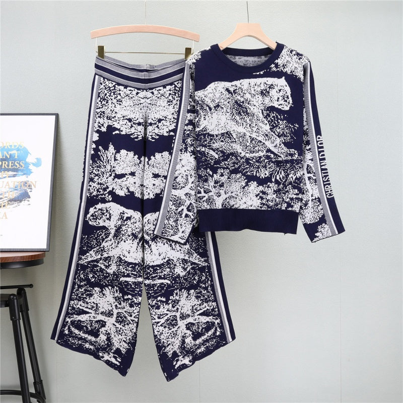 Printed Sweater and Pants Set