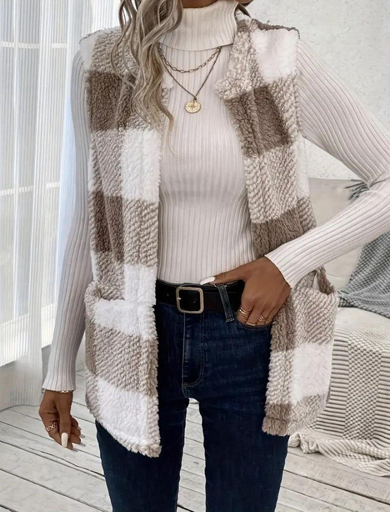 Loose Plaid Cardigan