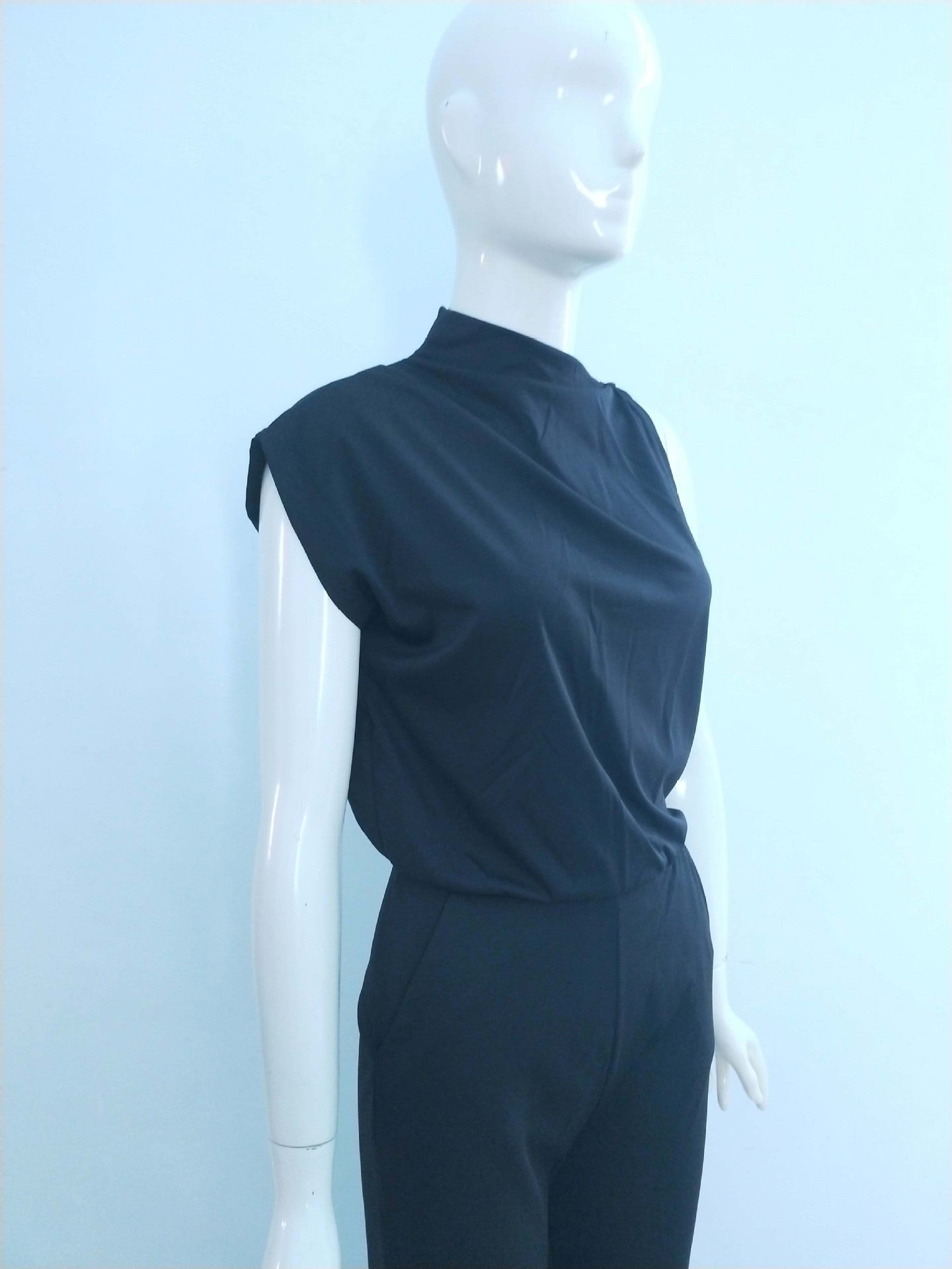 One-Shoulder Cutout Jumpsuit