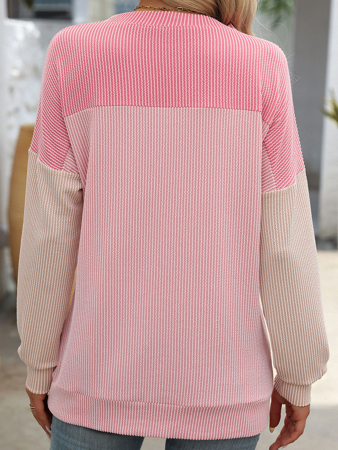 Ribbed Knit Colorblock Pullover