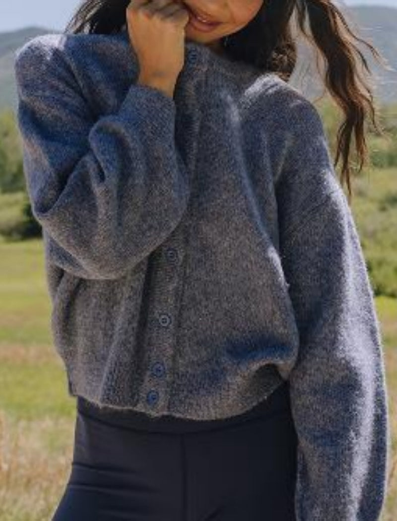 Long Sleeve Buttoned Knit Cardigan