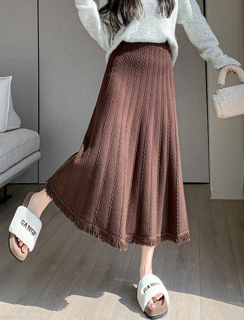 Knit A-Line Midi Skirt with Fringe Hem