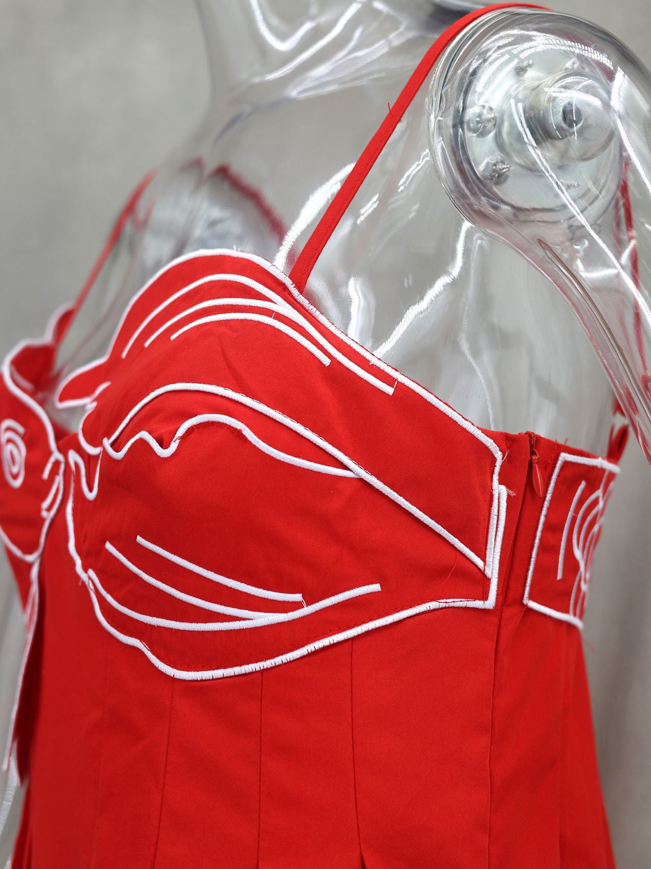 Fish-Shape Spaghetti Strap Maxi Dress