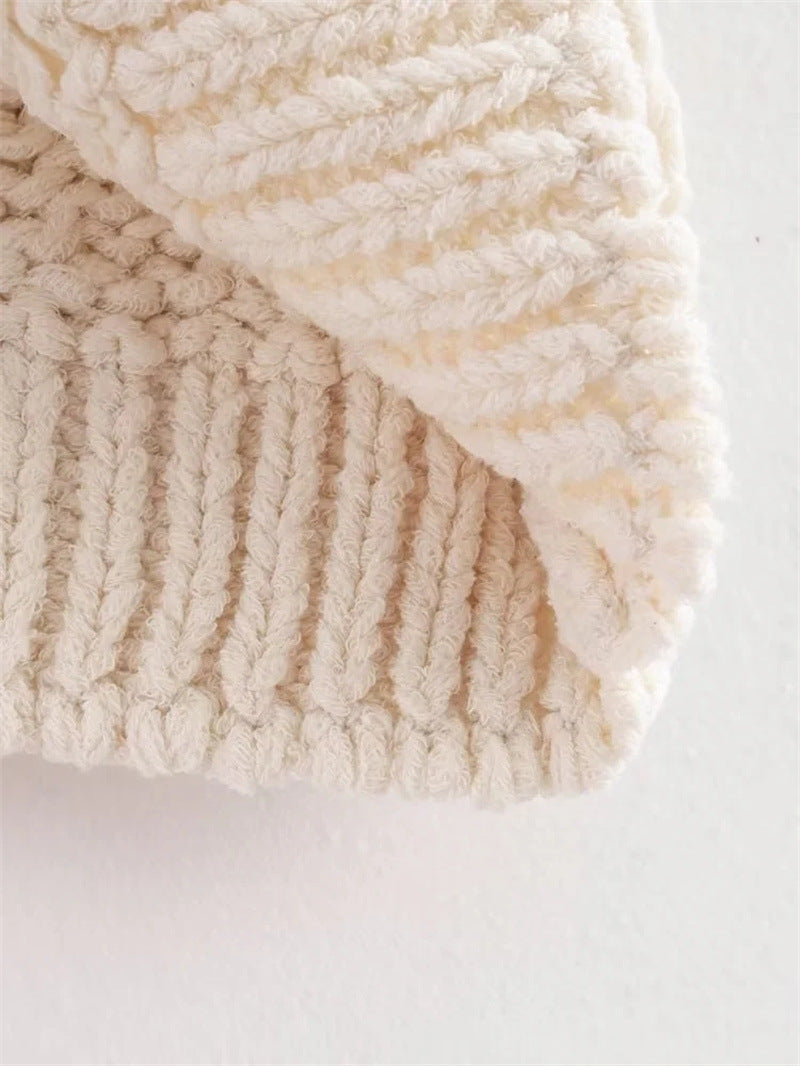 Chain Detail Knit Sleeveless Top