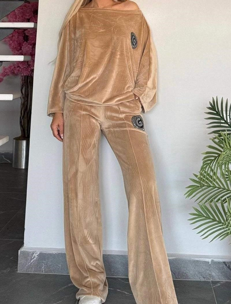 Velvet Loungewear Set with Logo Detail