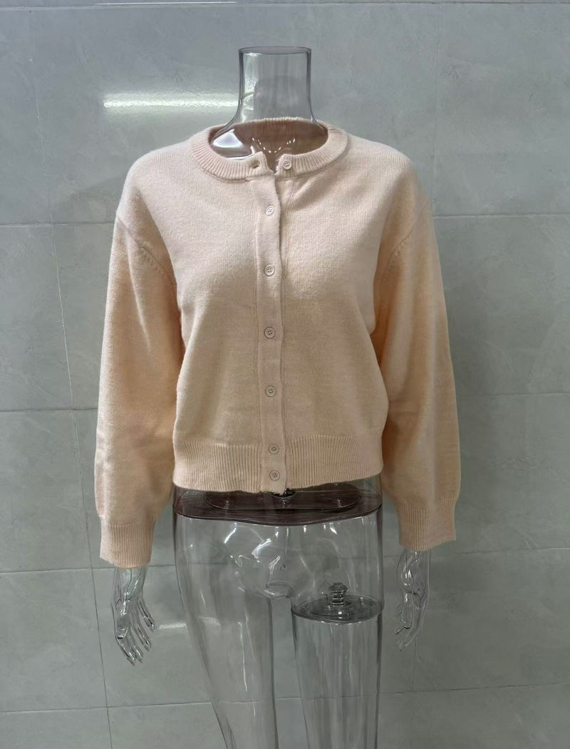 Long Sleeve Buttoned Knit Cardigan
