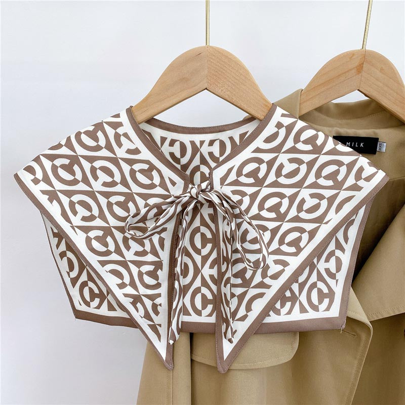 Houndstooth Patterned Scarf Collar