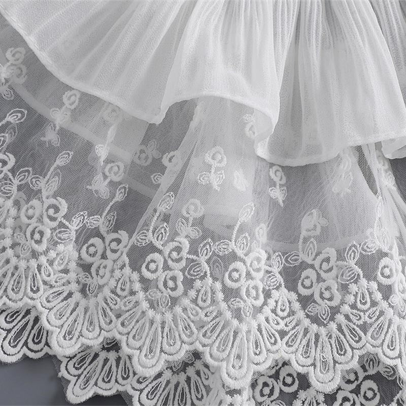 Lace-Trimmed Detachable Collar