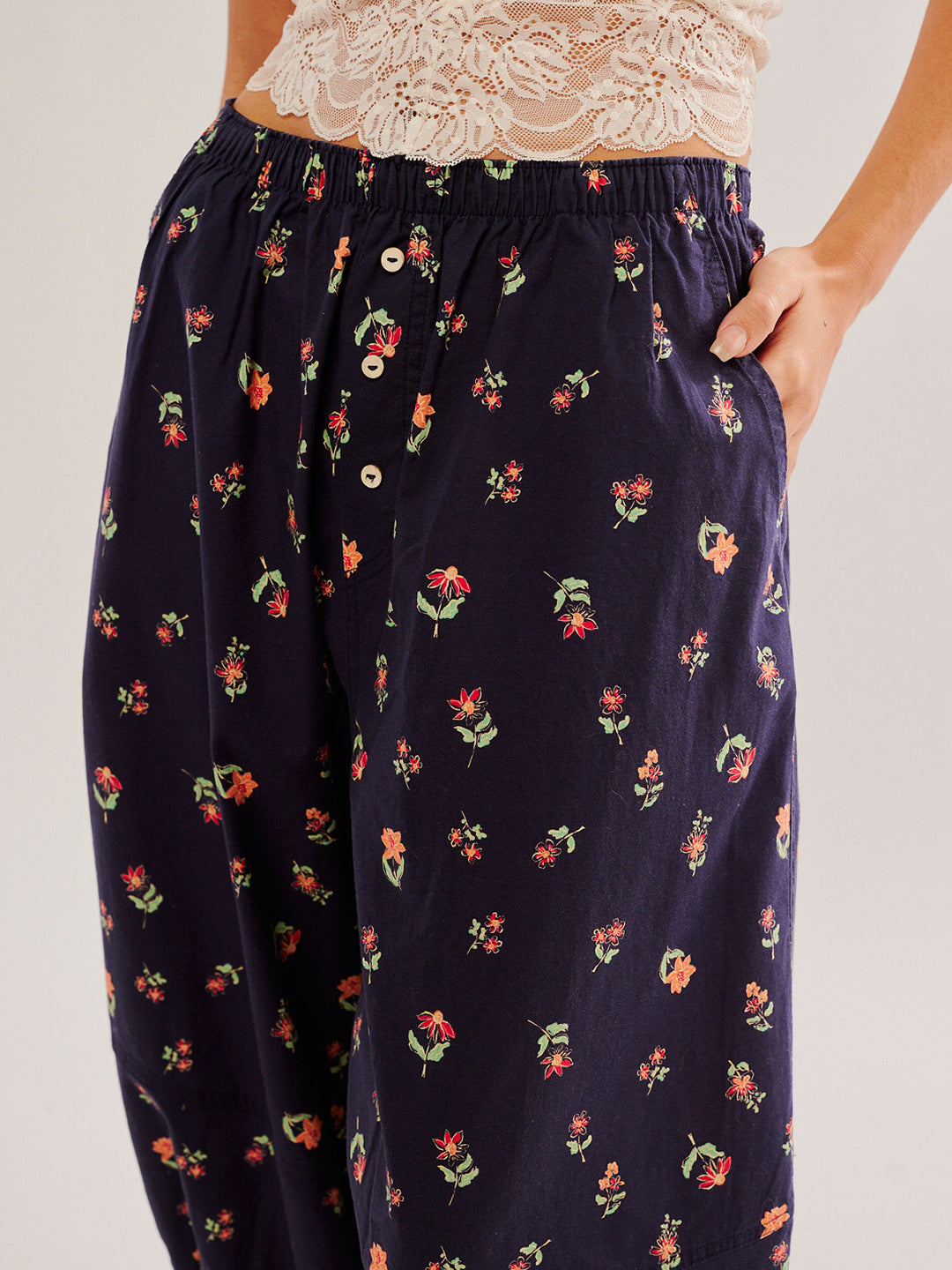 Floral Print Buttoned Pants