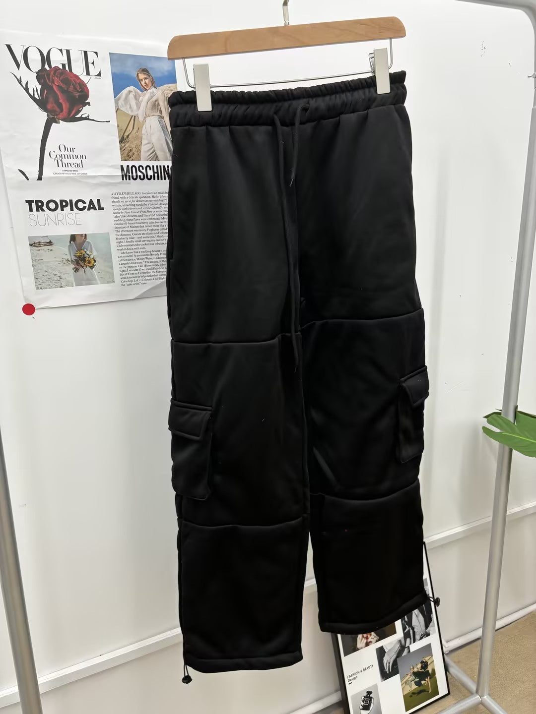 Wide-Leg Cargo Pants