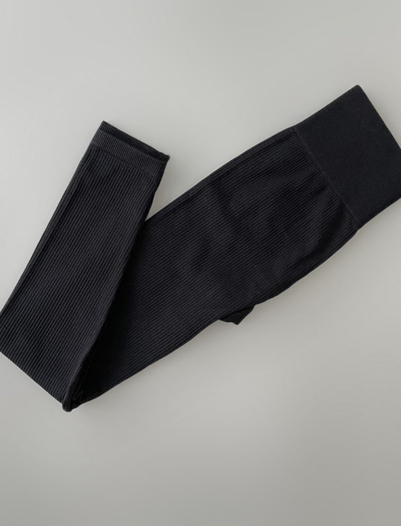 High-Waisted Ribbed Leggings