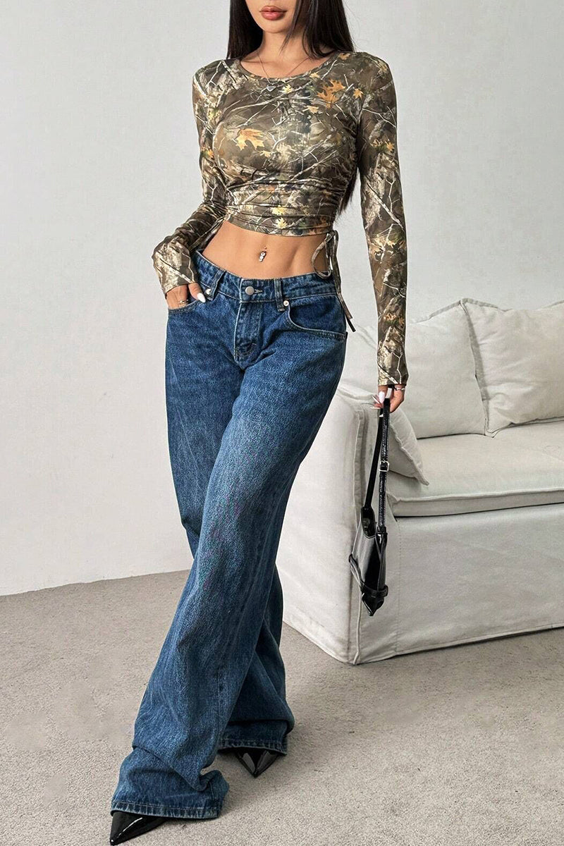Camo Patterned Long Sleeve Crop Top