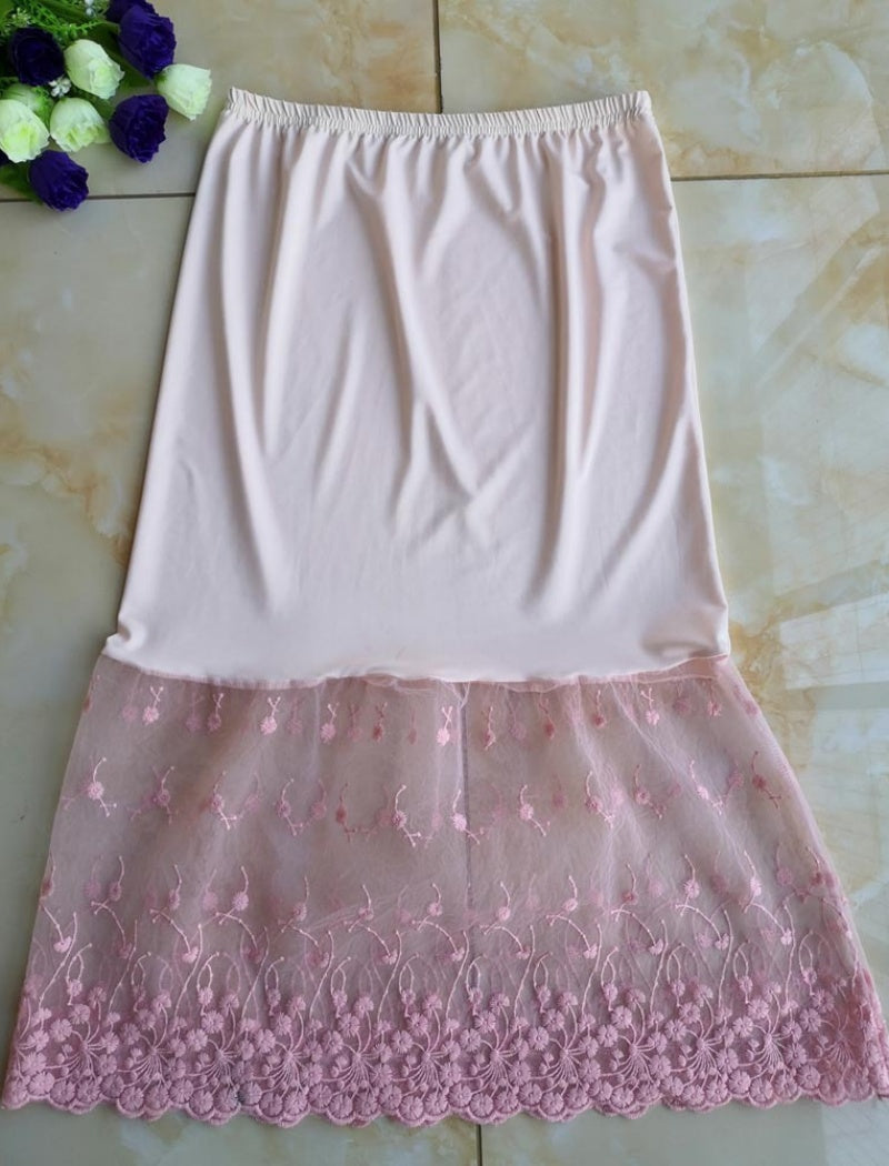 Mesh Hem Lace Skirt