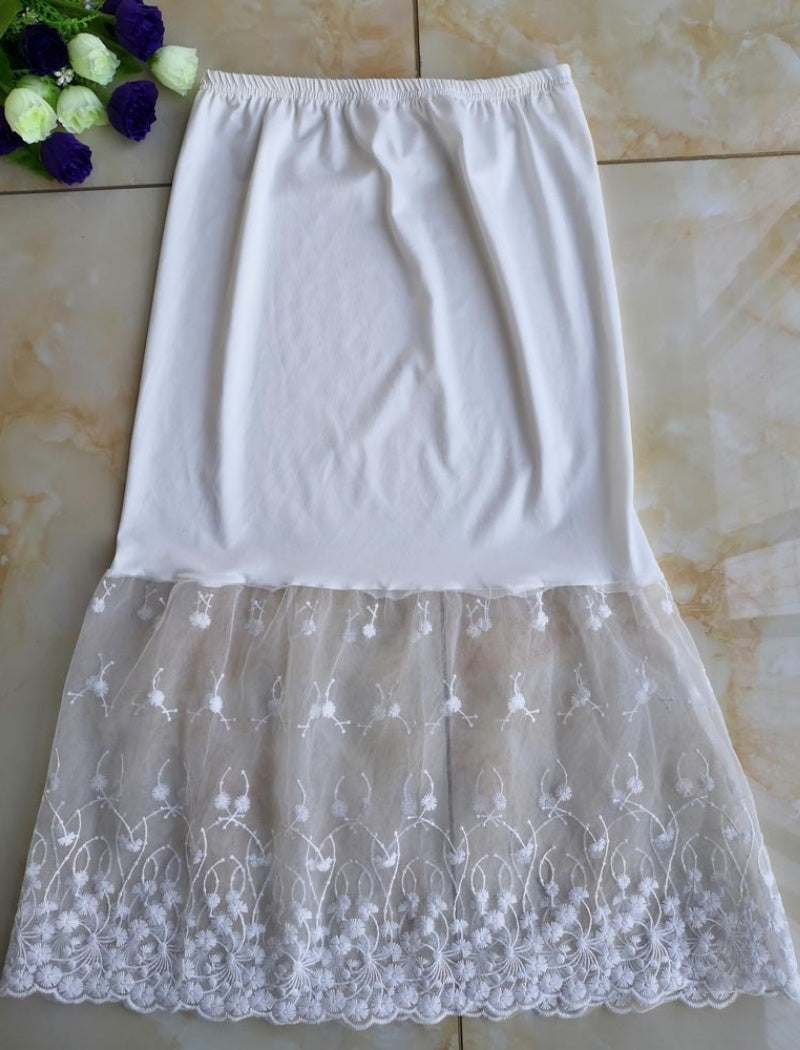 Mesh Hem Lace Skirt