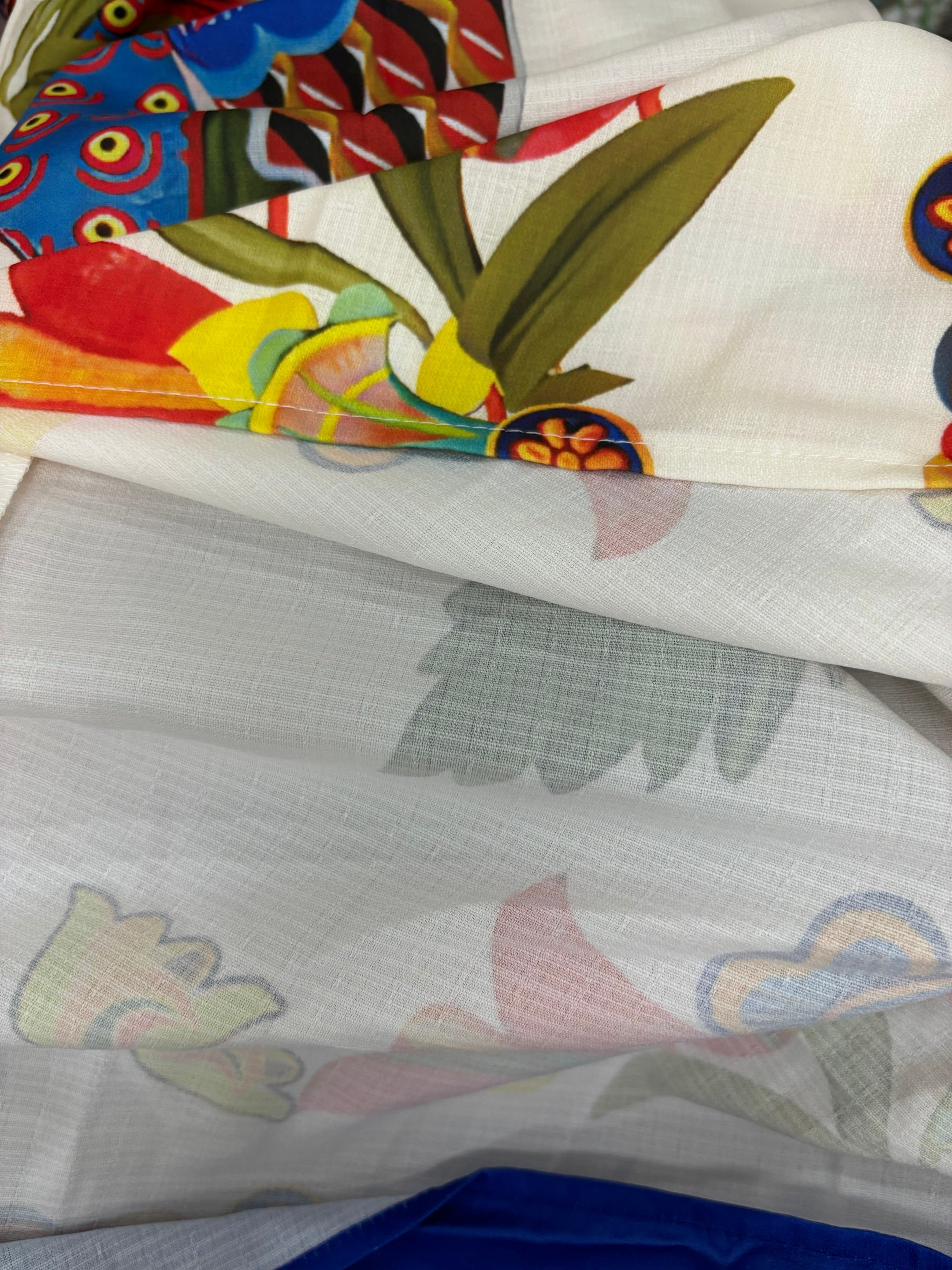 Graphic Print Belted Maxi Dress