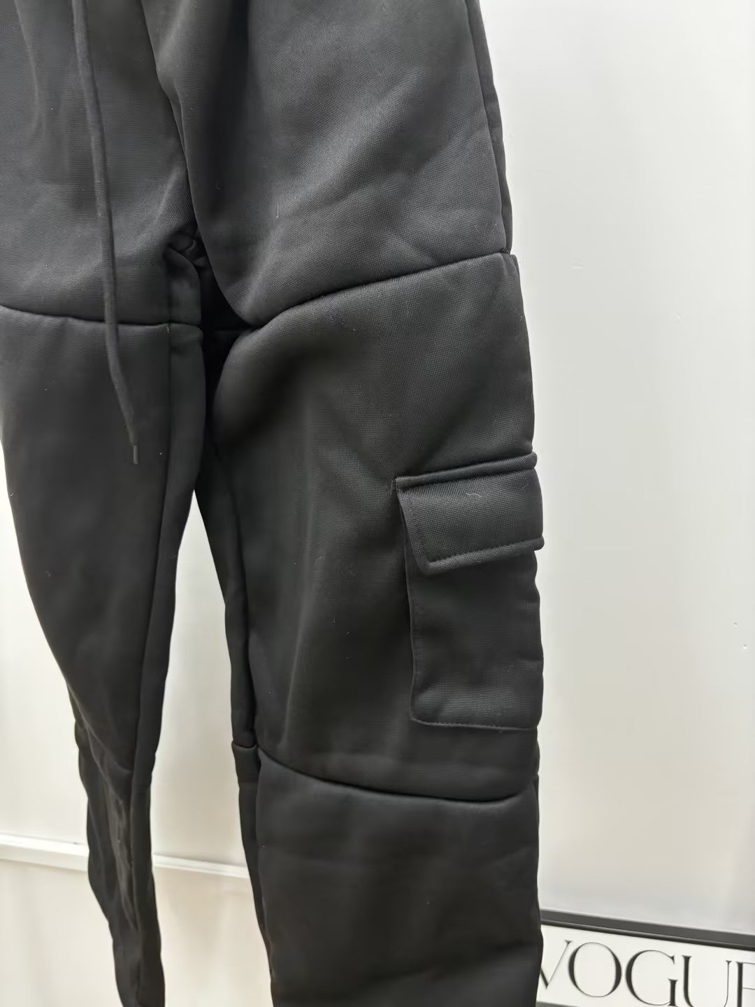 Wide-Leg Cargo Pants