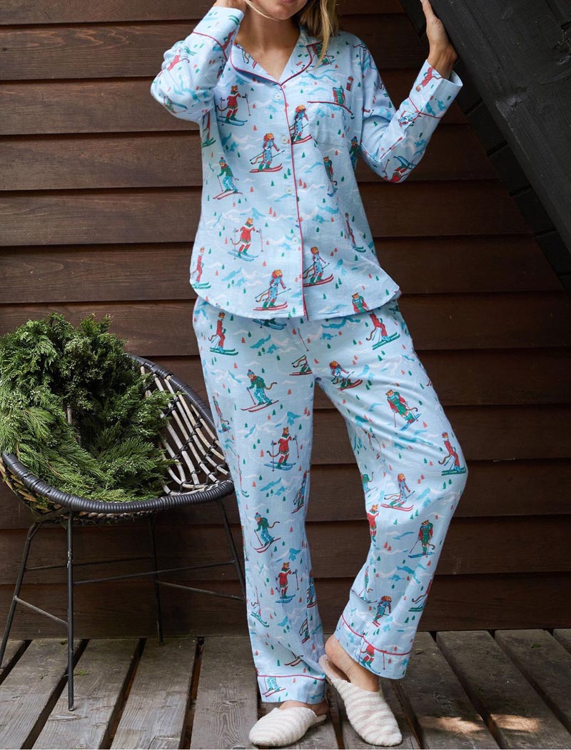 Graphic Long-Sleeve Top and Pants Pajama Set