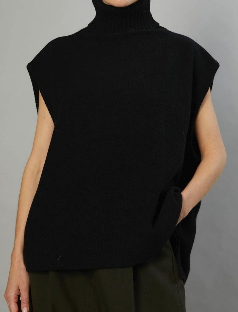 Sleeveless Turtleneck Knit Top