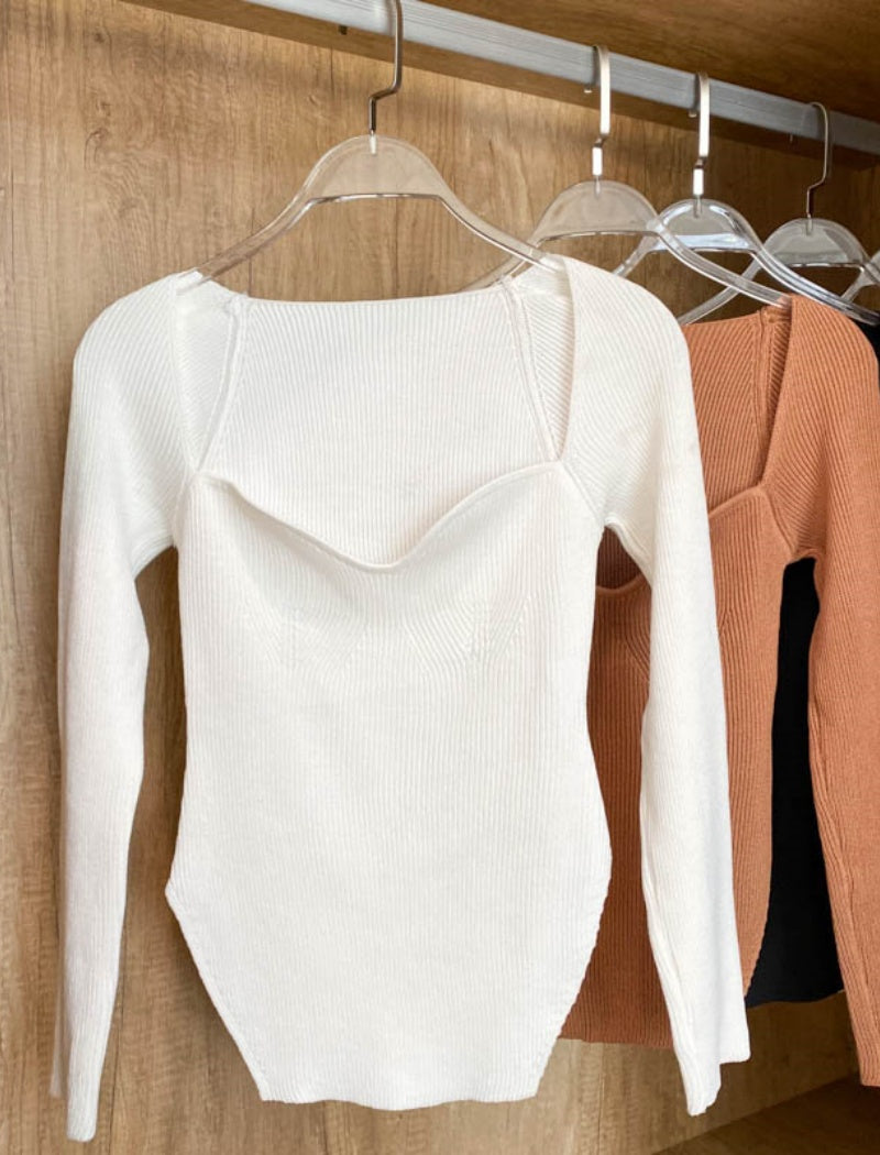 Sweetheart Neck Long Sleeve Knit Top