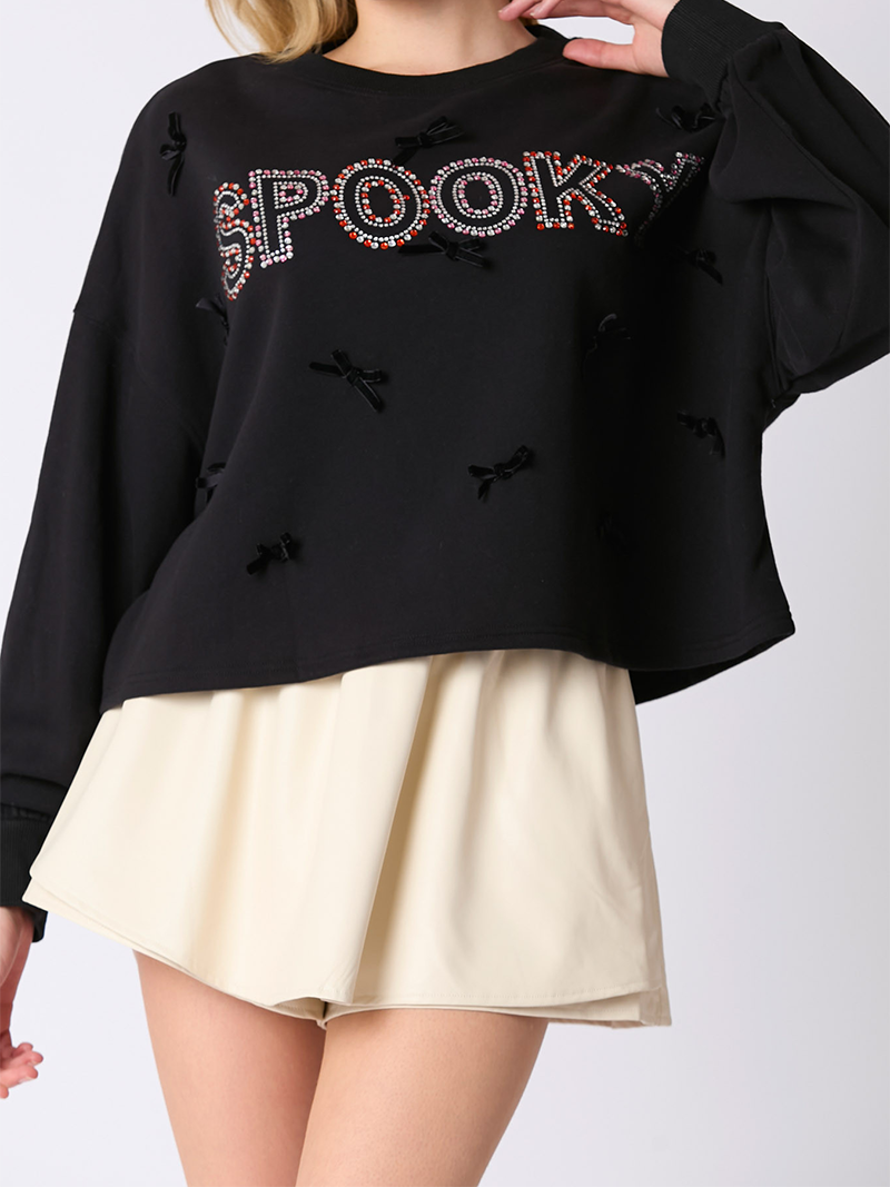 Spooky Bat Graphic Cropped Top