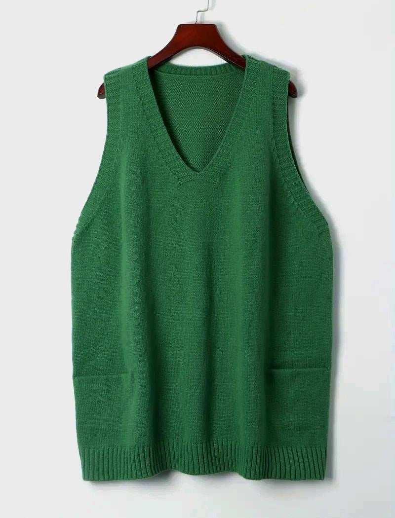 Sleeveless Knit Tunic with Front Pockets