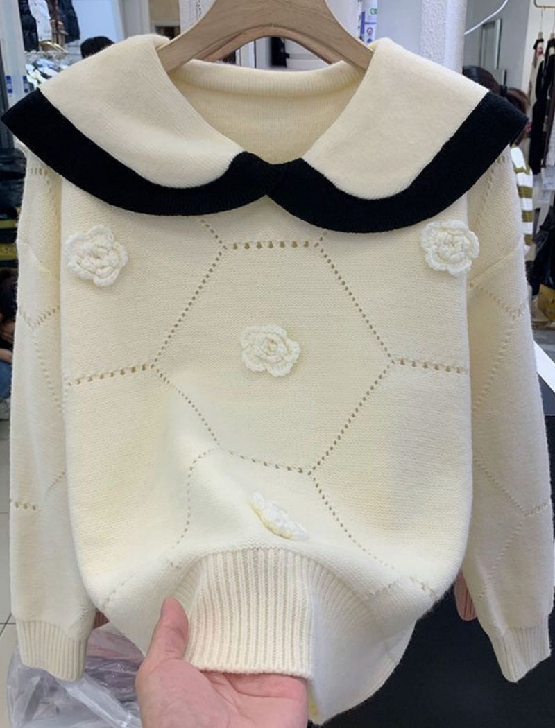 Floral Knit Sweater with Peter Pan Collar