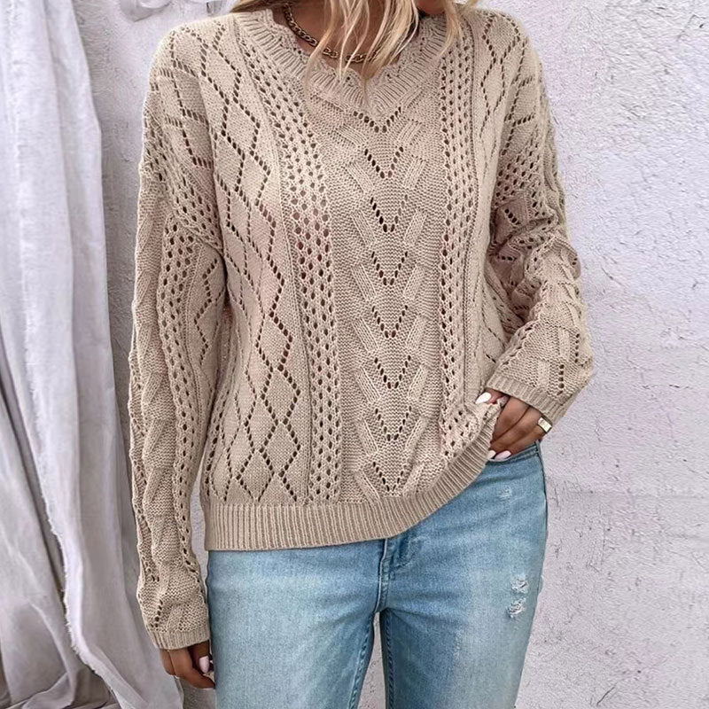 Scalloped Cable Knit Sweater