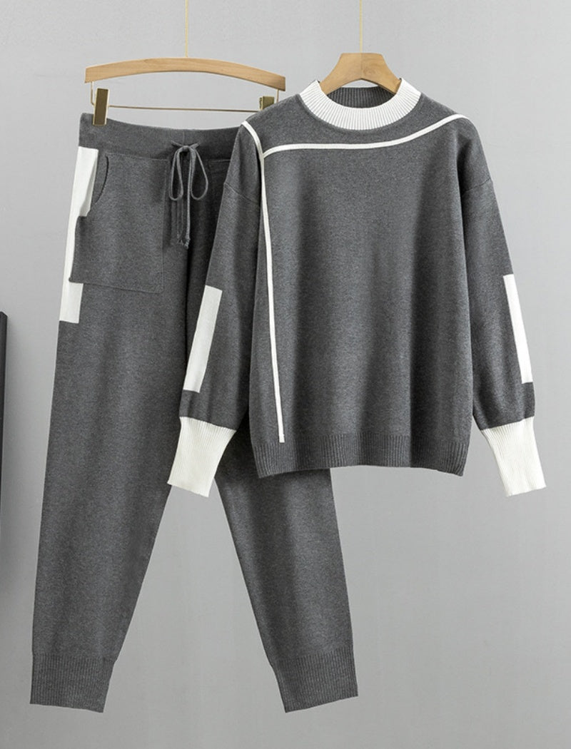 Two-Piece Knit Lounge Set with Contrast Trim