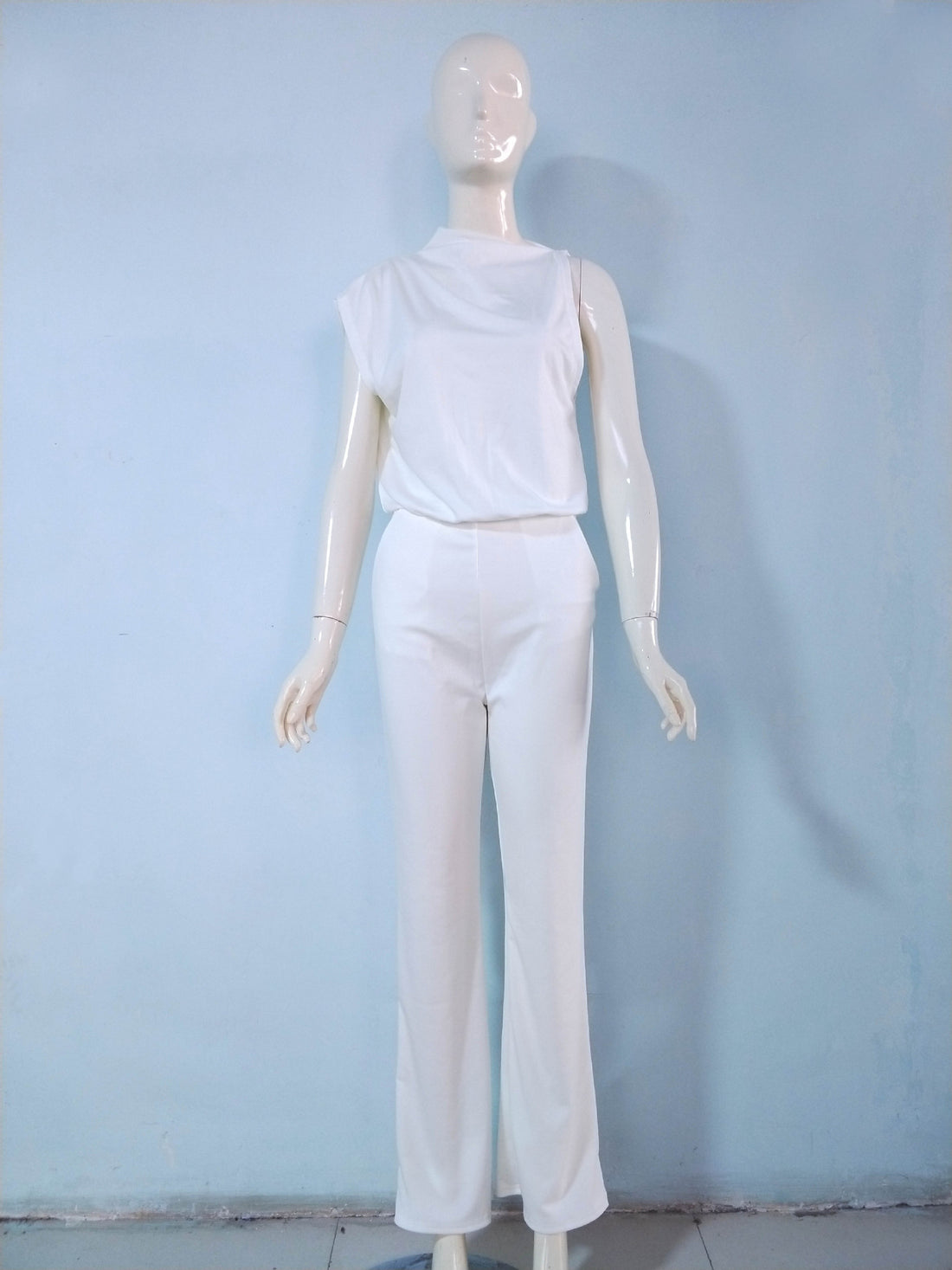 One-Shoulder Cutout Jumpsuit