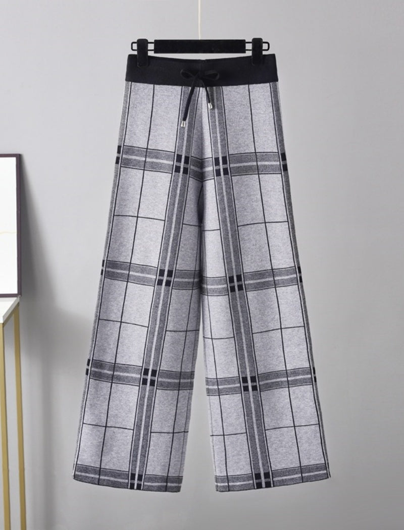 Grid Print Wide-Leg Pants