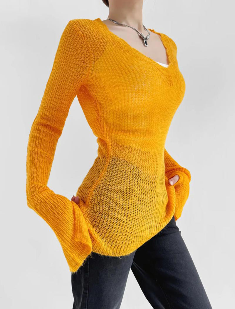 Fitted V-Neck Knit Top