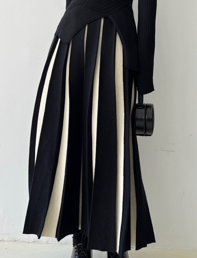 Pleated Colorblock Wide-Leg Maxi Skirt